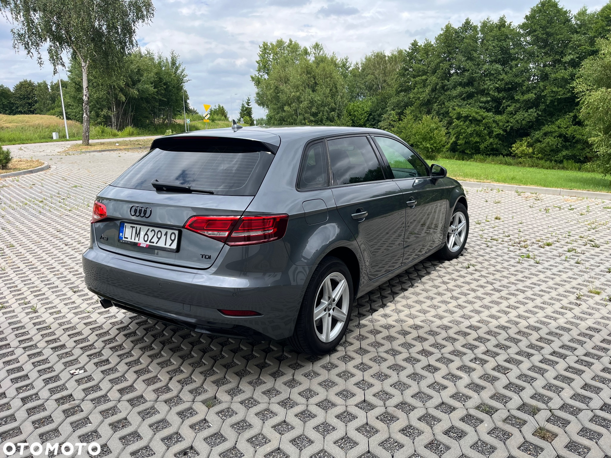 Audi A3 1.6 TDI clean diesel Ambiente S tronic - 4