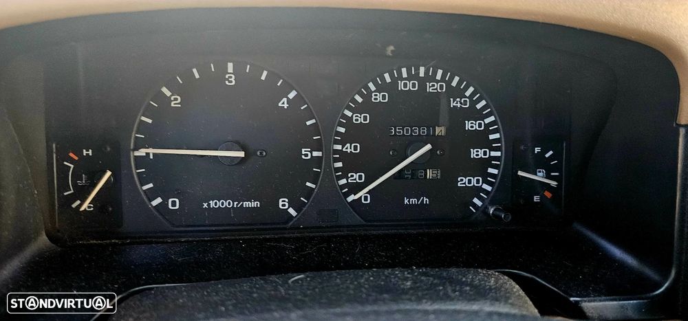 Land Rover Discovery 2.5 TDi - 21