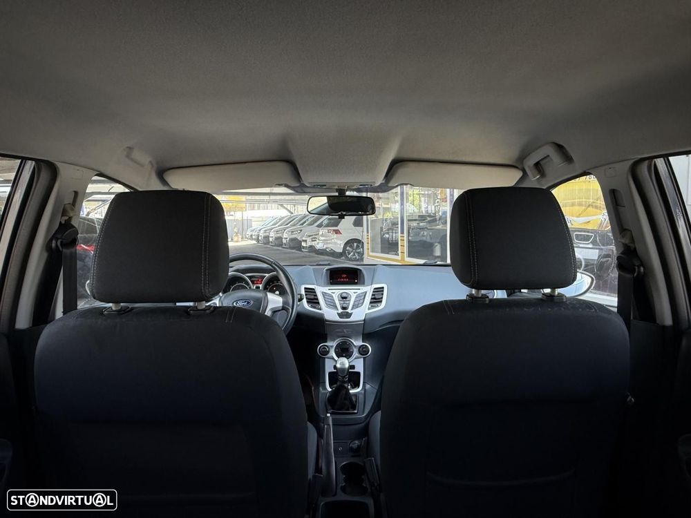 Ford Fiesta 1.25 Titanium - 35