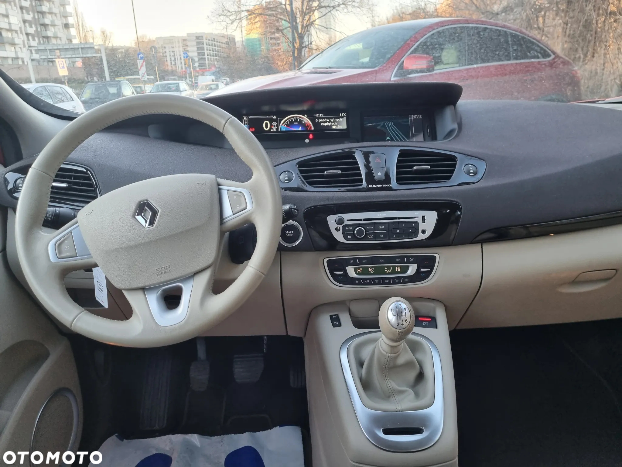 Renault Scenic 1.4 16V TCE Privilege - 11