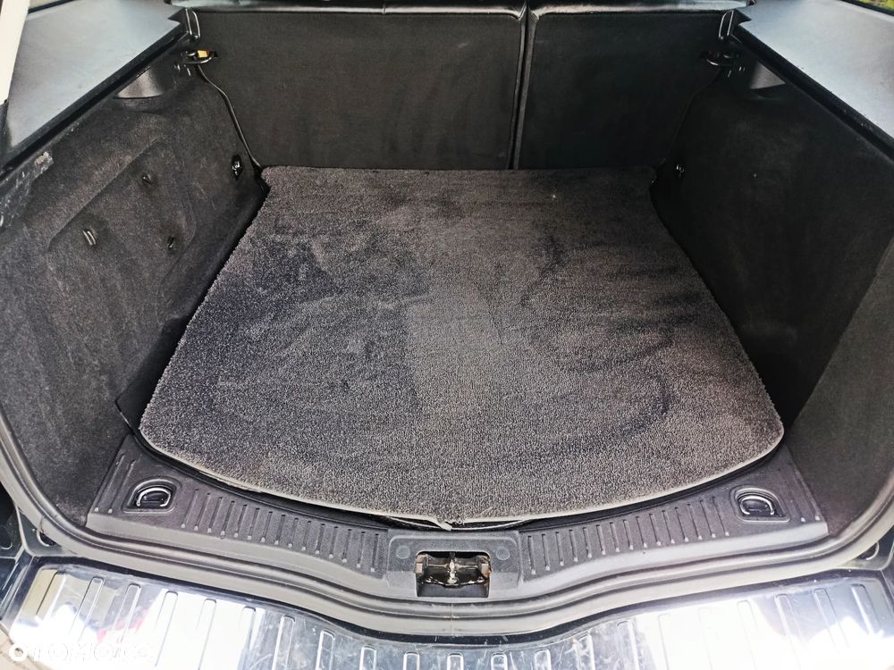 Ford Mondeo 2.0 TDCi Titanium X - 29