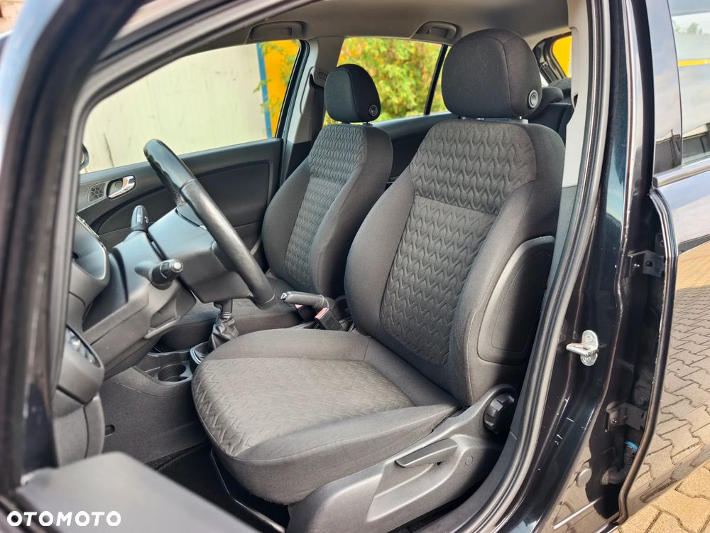 Opel Corsa 1.4 16V Active - 7