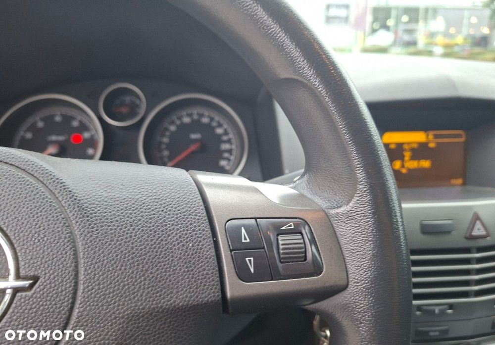 Opel Astra - 28