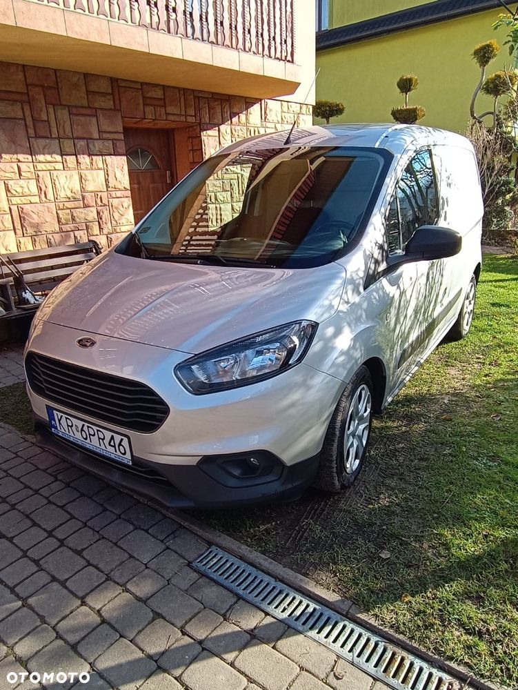 Ford Transit Courier - 2