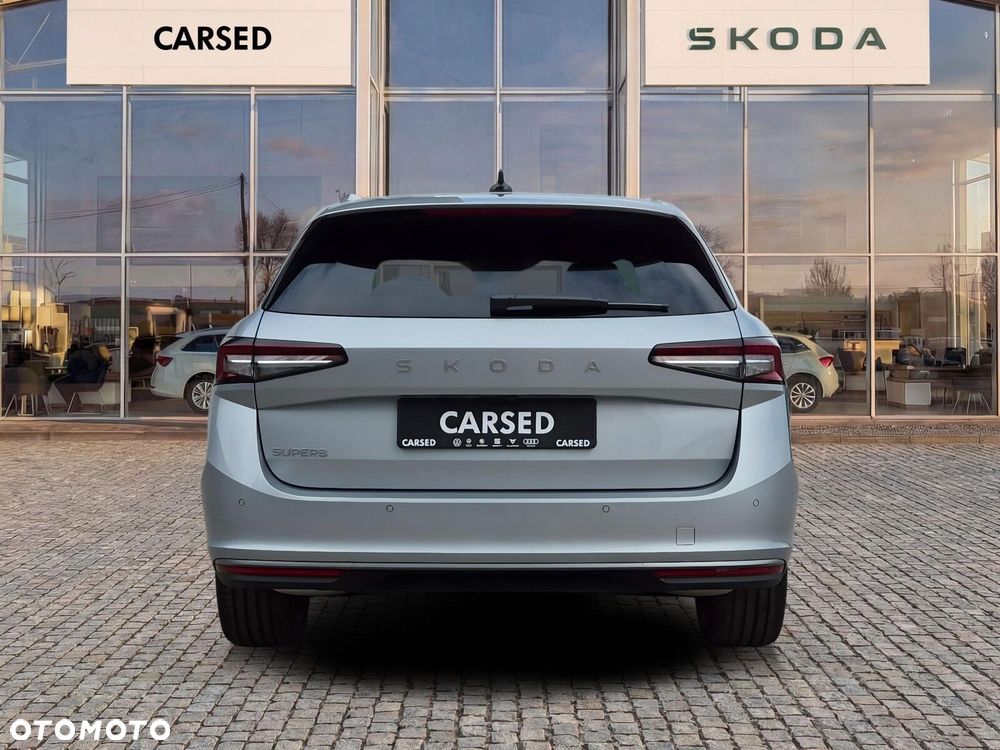 Skoda Superb 2.0 TSI L&K DSG - 6
