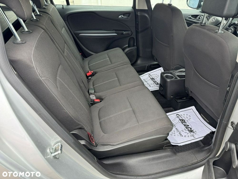 Opel Zafira - 16
