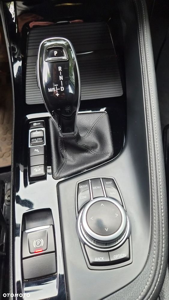 BMW X1 xDrive18d - 19