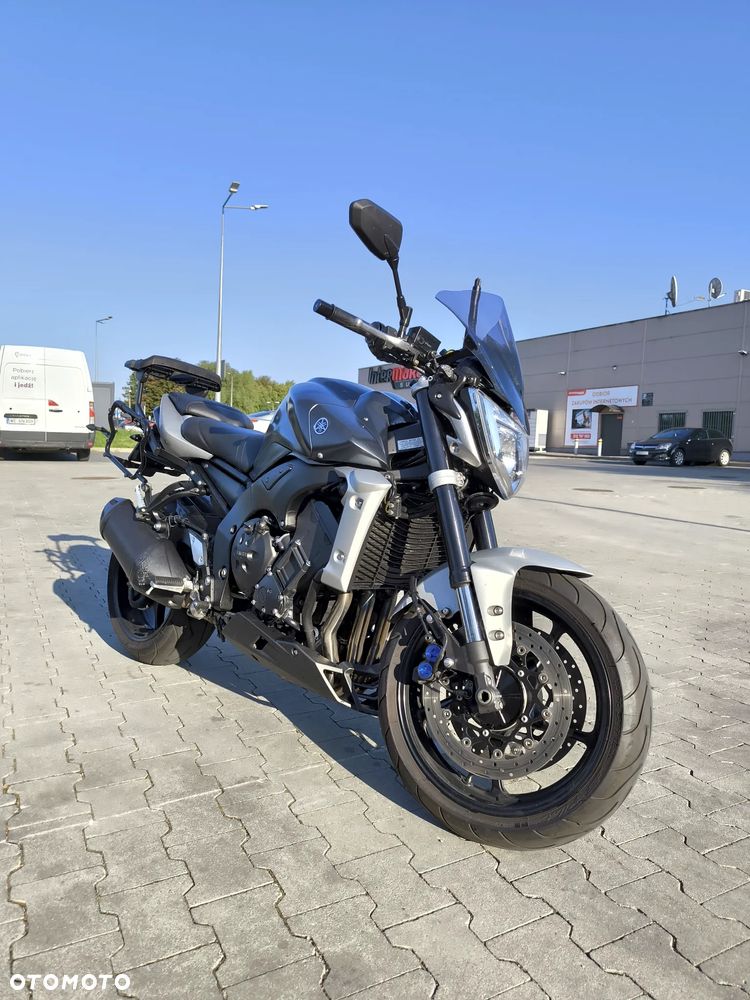 Yamaha FZ - 7