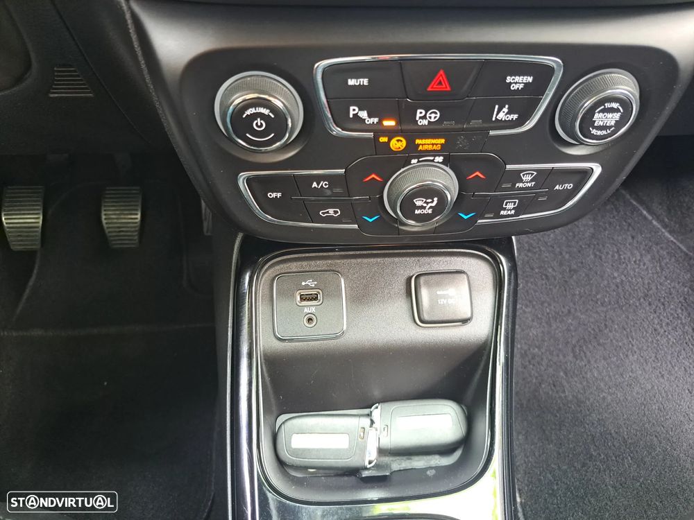 Jeep Compass 1.6 M-Jet Limited - 35