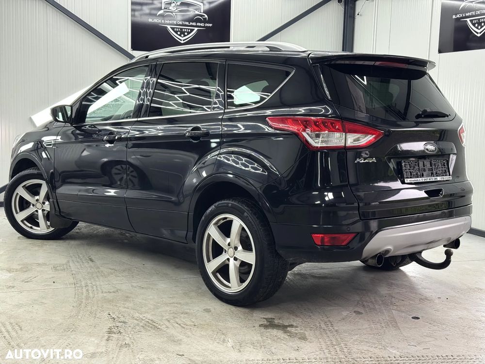Ford Kuga 2.0 TDCi 4x4 Aut. Titanium - 16