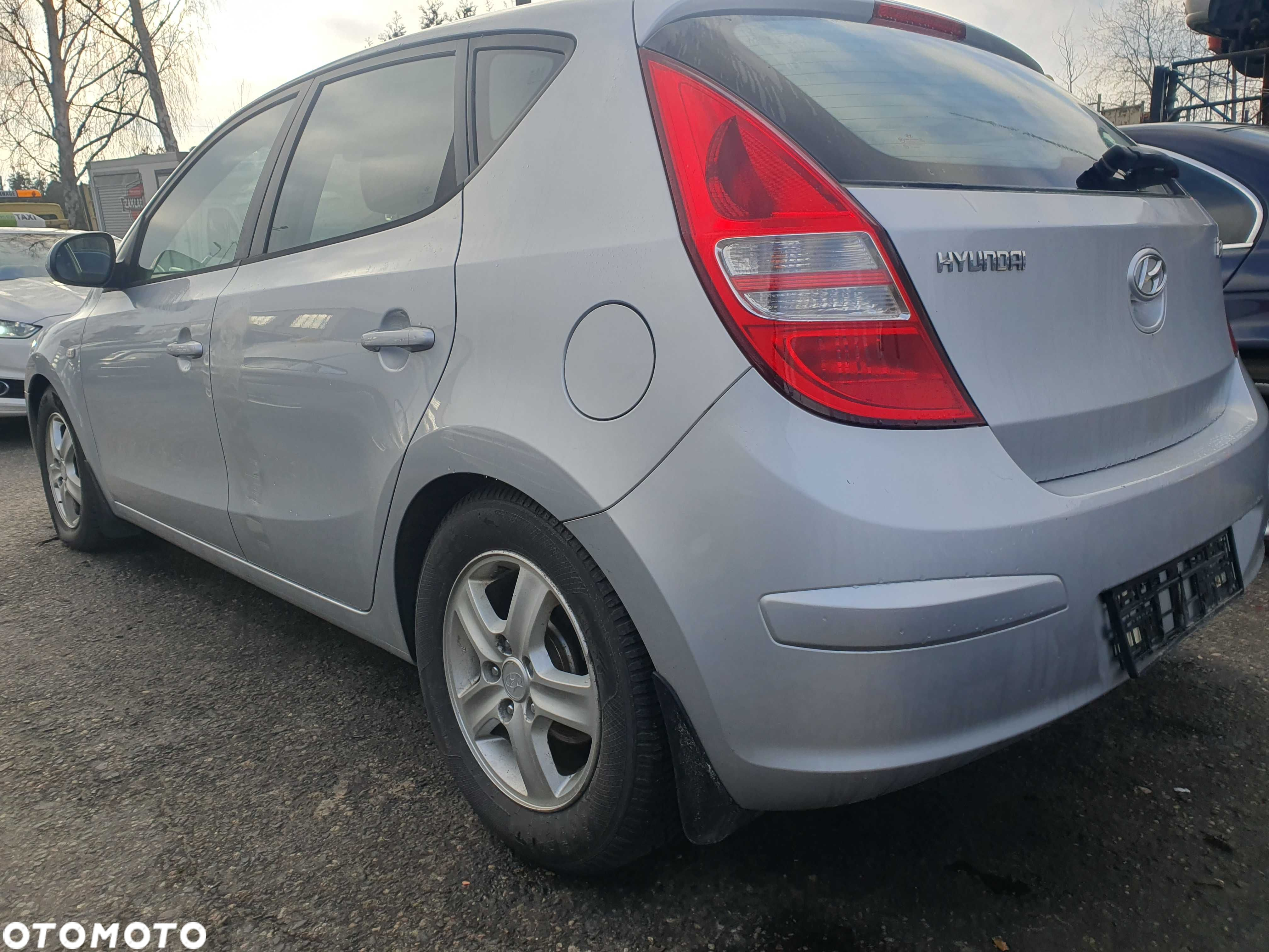Hyundai i30 / 1.4 / 2009r na części - 4