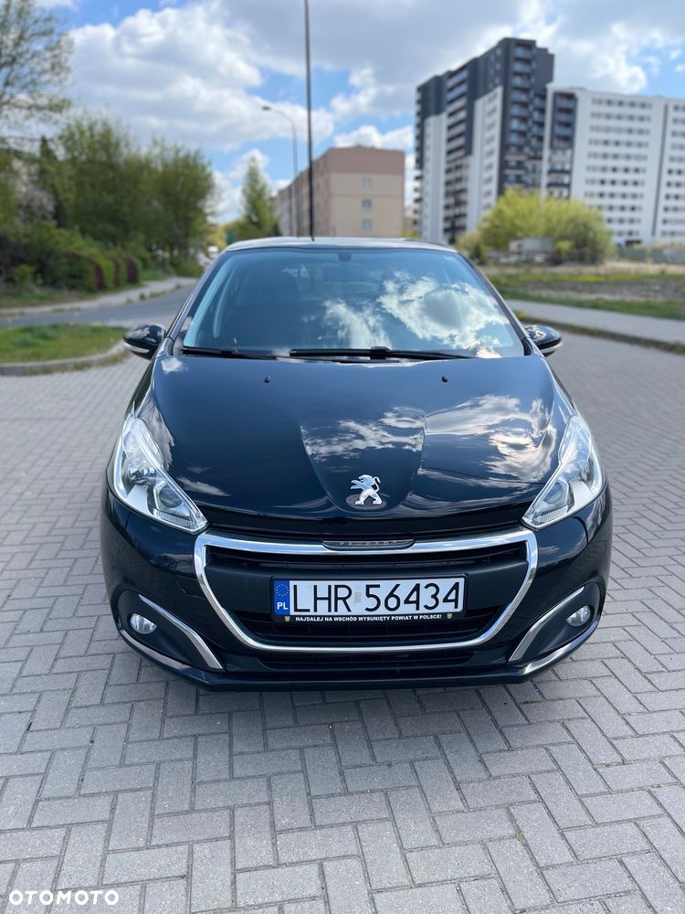 Peugeot 208 82 PureTech Style - 1
