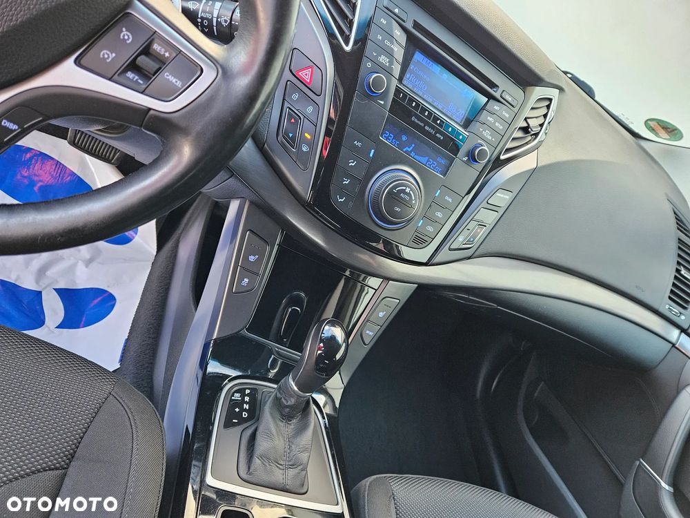 Hyundai i40 i40cw 1.7 CRDi Automatik Premium - 23