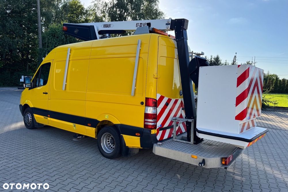 Mercedes-Benz Sprinter - 4