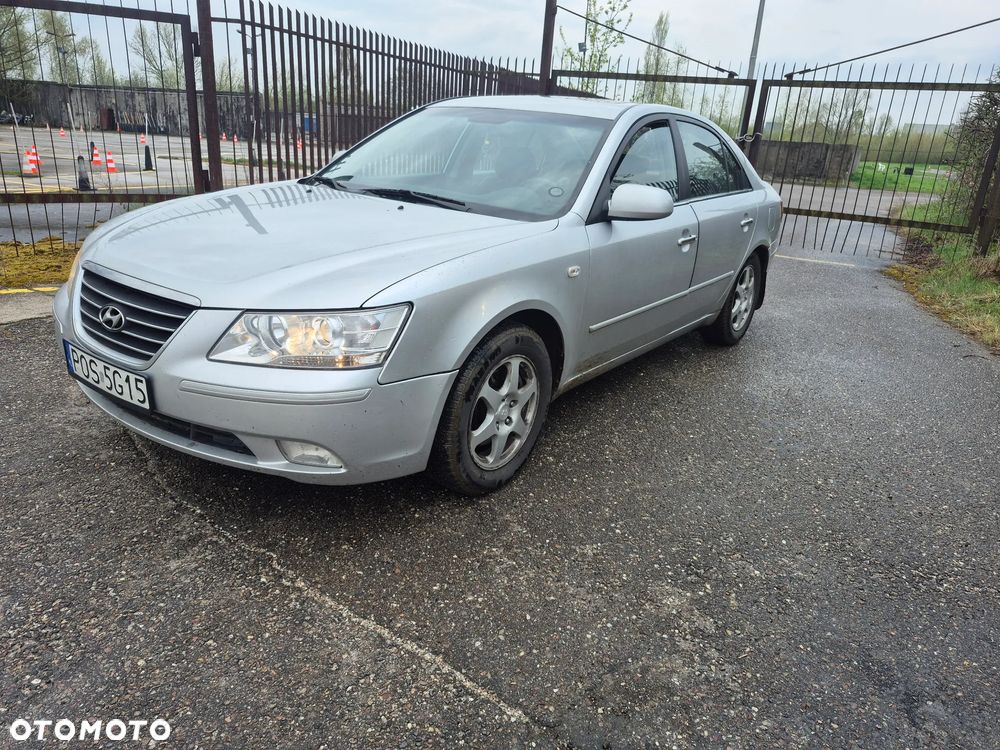 Hyundai Sonata 2.0 Comfort - 2