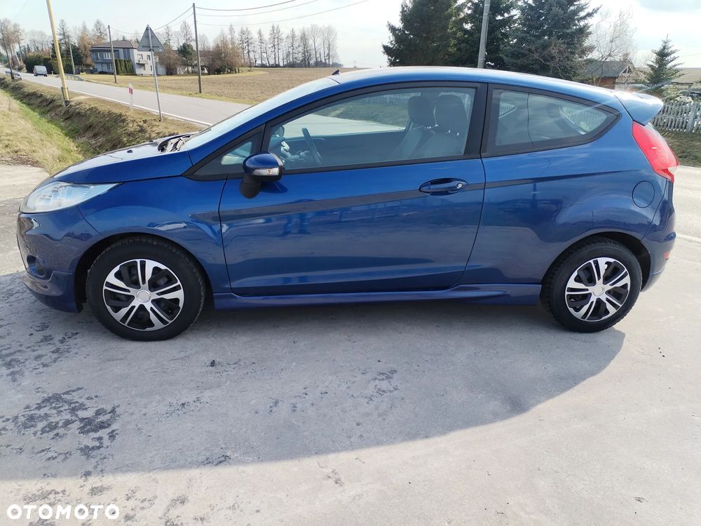 Ford Fiesta - 8