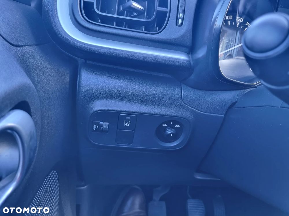 Citroën C3 Pure Tech 82 SHINE - 22