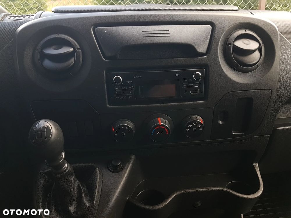 Renault MASTER KONTENER 8EP 4,22x2,23x2,24 KLIMA MANUAL KRAJOWY 6-BIEGÓW - 10