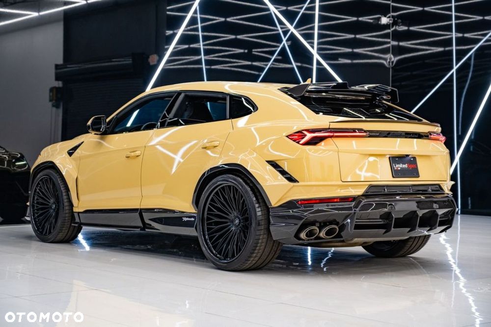 Lamborghini Urus - 3