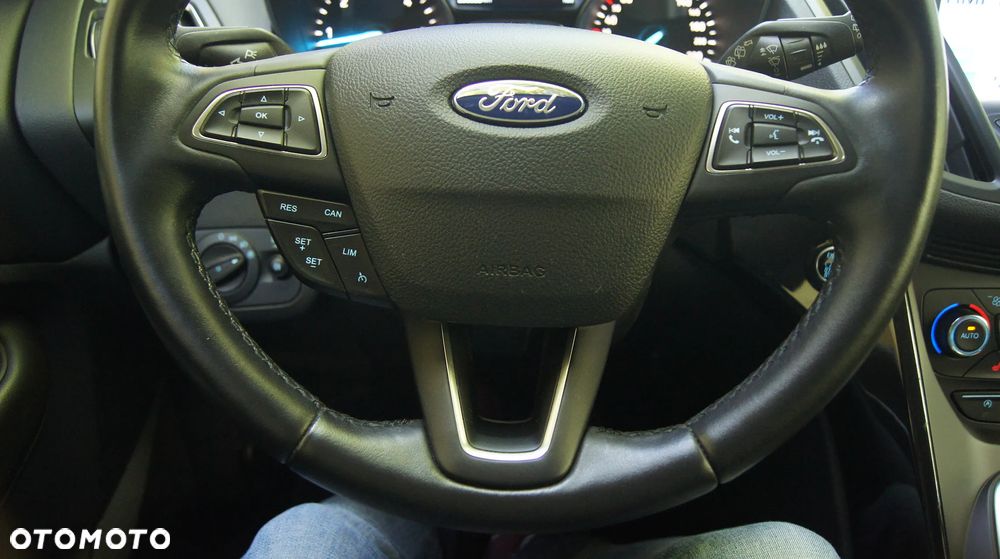 Ford Kuga 2.0 TDCi 4x4 Business Edition - 30