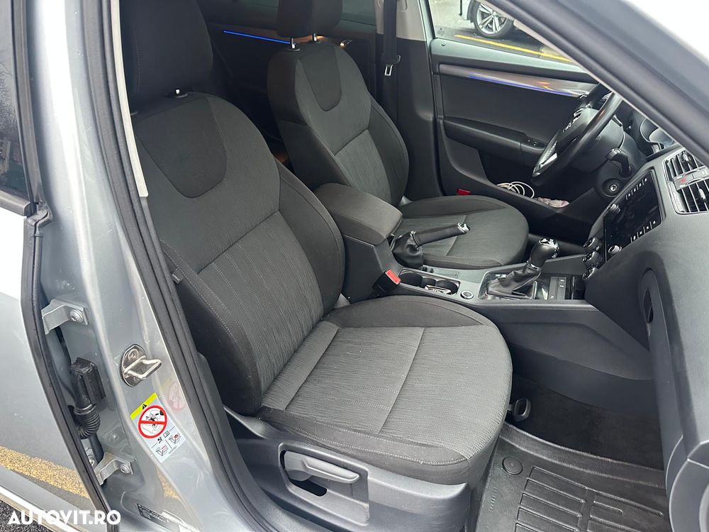 Skoda Octavia 2.0 TDI 4x4 DSG Style - 15