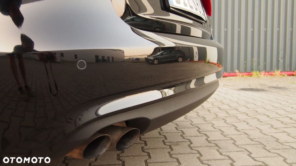 Audi A4 Avant 2.0 TDI DPF Ambiente - 13