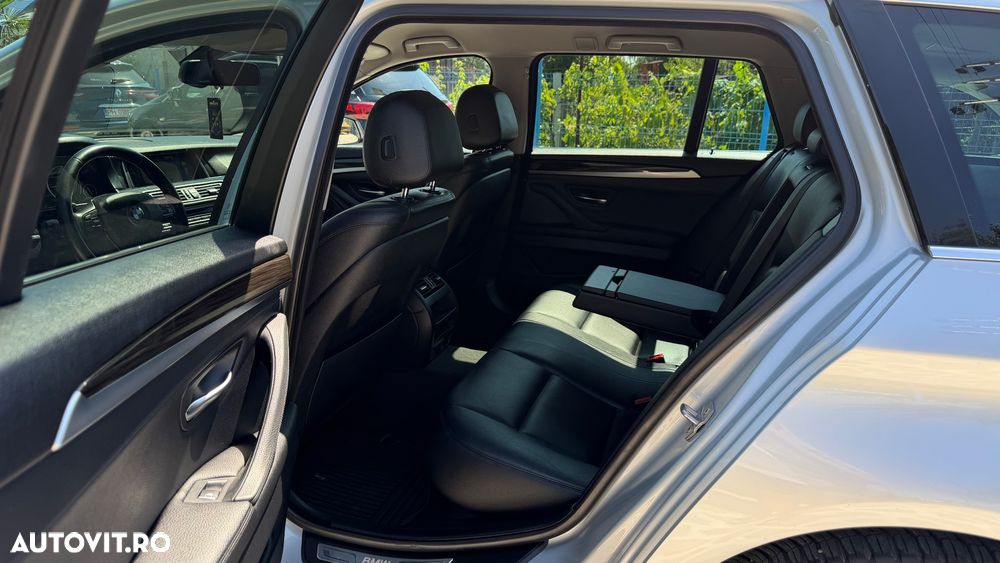 BMW Seria 5 520d xDrive AT - 7