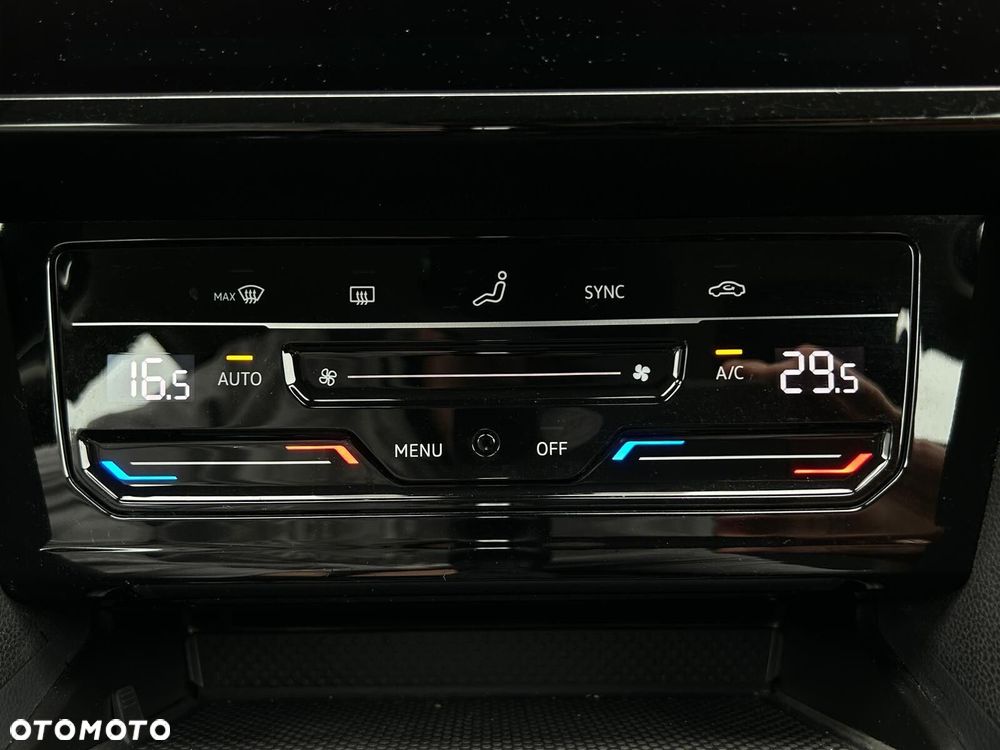 Volkswagen Passat - 26