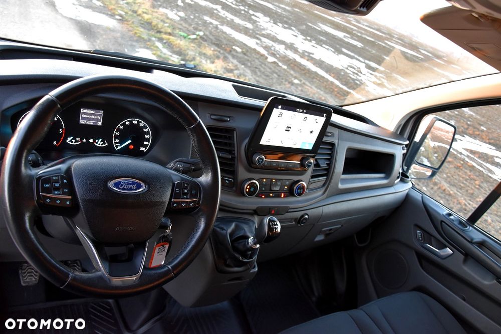 Ford TRANSIT CUSTOM 300 L2H1 - 23
