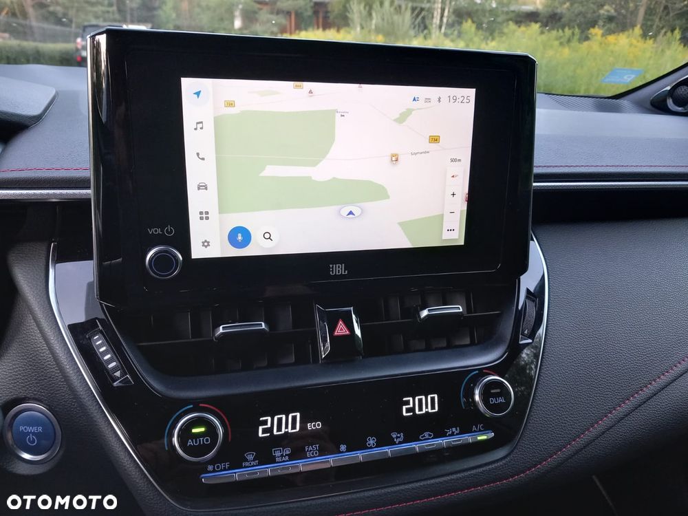 Toyota Corolla 2.0 Hybrid Executive - 21