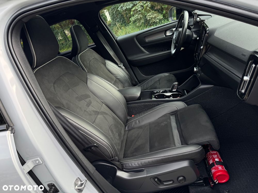 Volvo XC 40 T4 Recharge DKG RDesign - 29