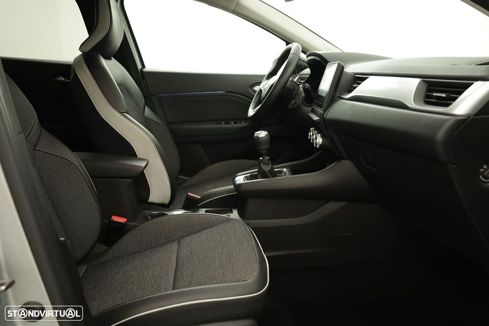 Renault Captur 1.0 TCe Techno Bi-Fuel - 23