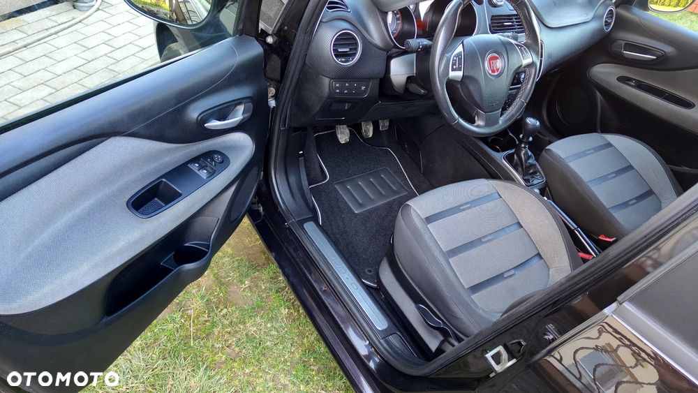 Fiat Punto Evo 1.4 8V Racing - 15