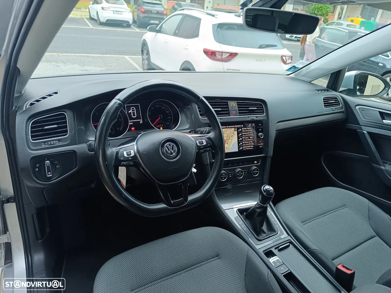 VW Golf 1.6 TDI Confortline - 7