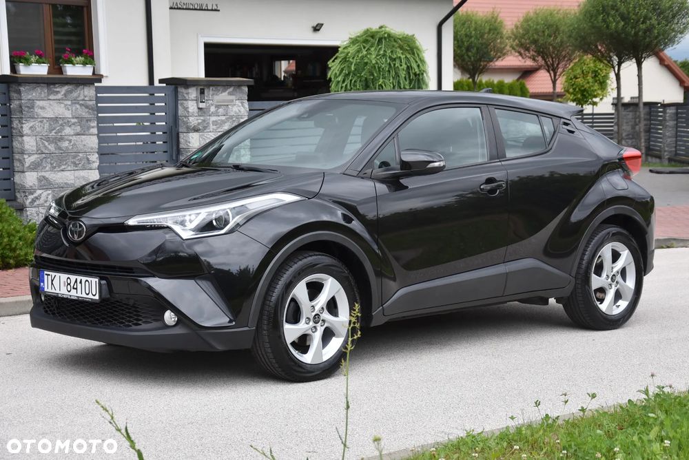 Toyota C-HR 1.2 Turbo Team Deutschland - 5