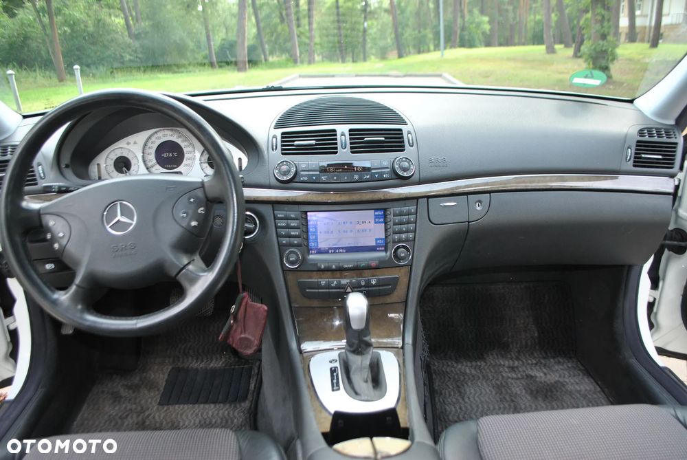 Mercedes-Benz Klasa E - 17