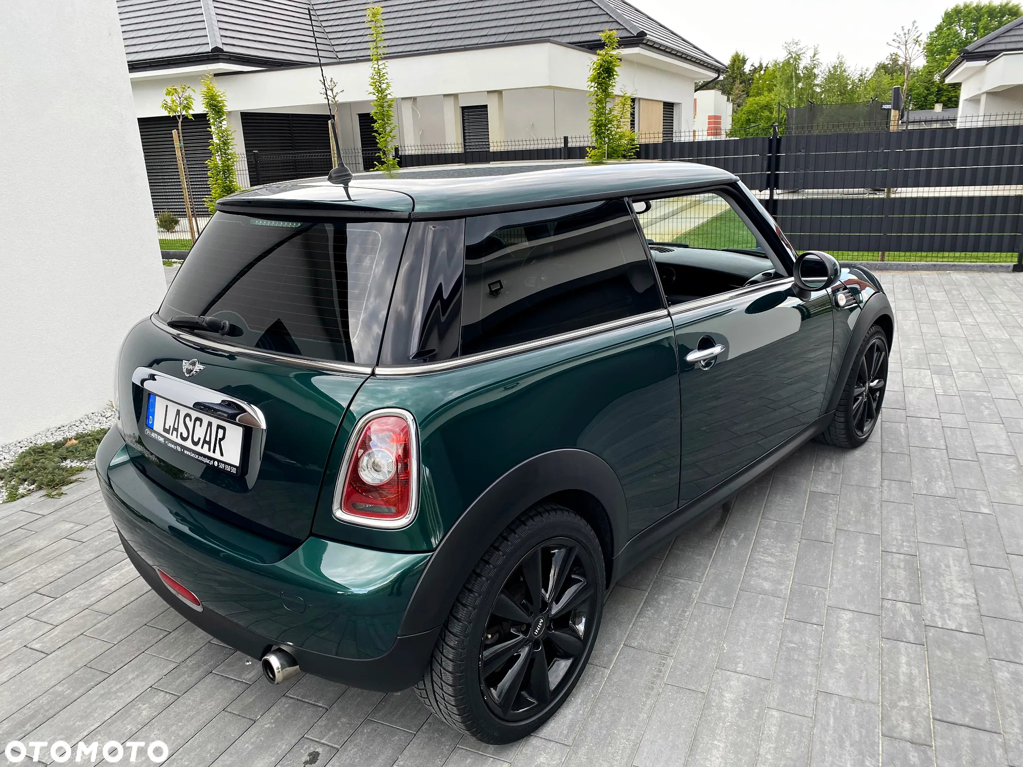 MINI ONE Standard - 18
