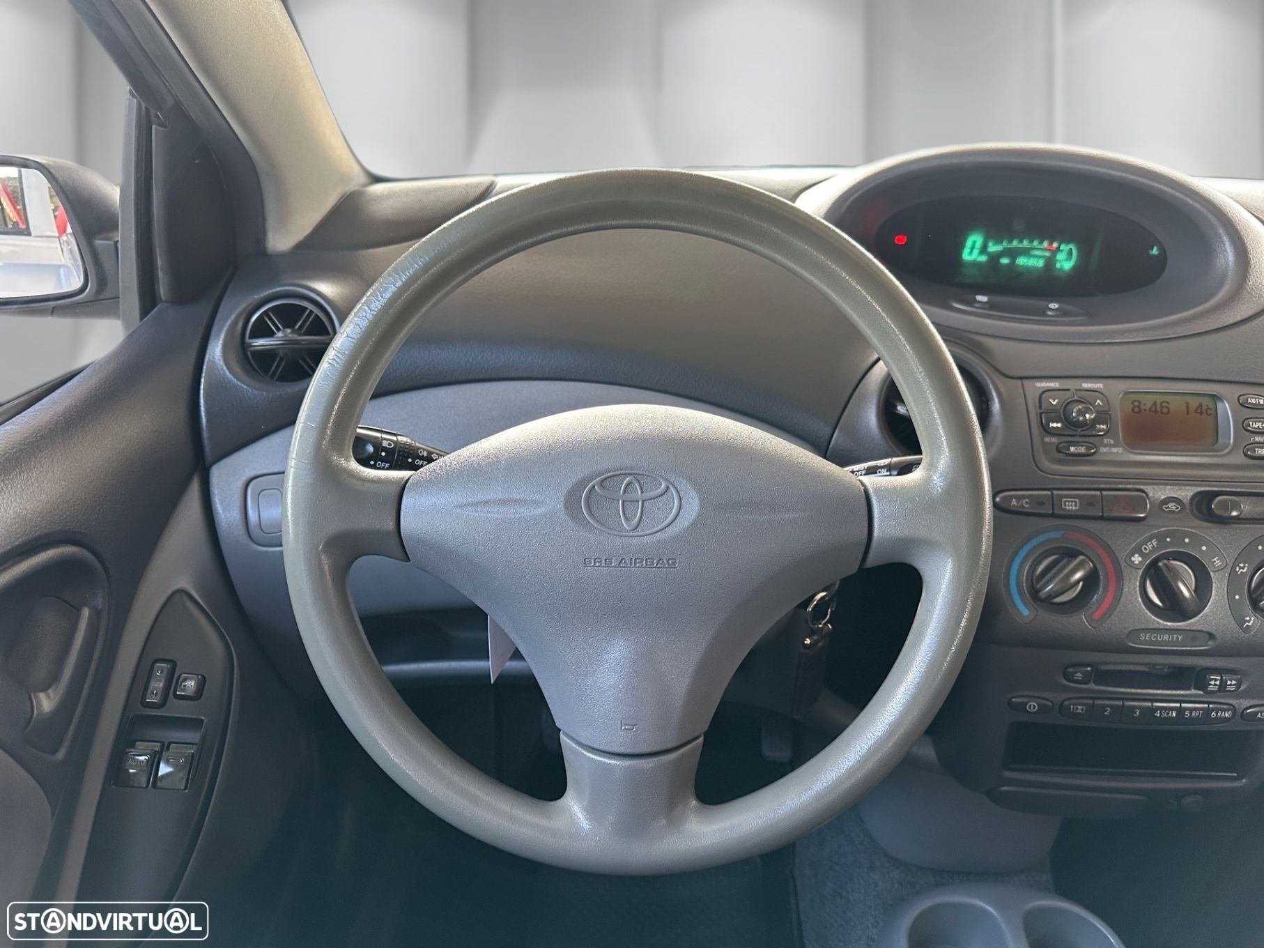 Toyota Yaris 1.4 D-4D Sol ABS - 6