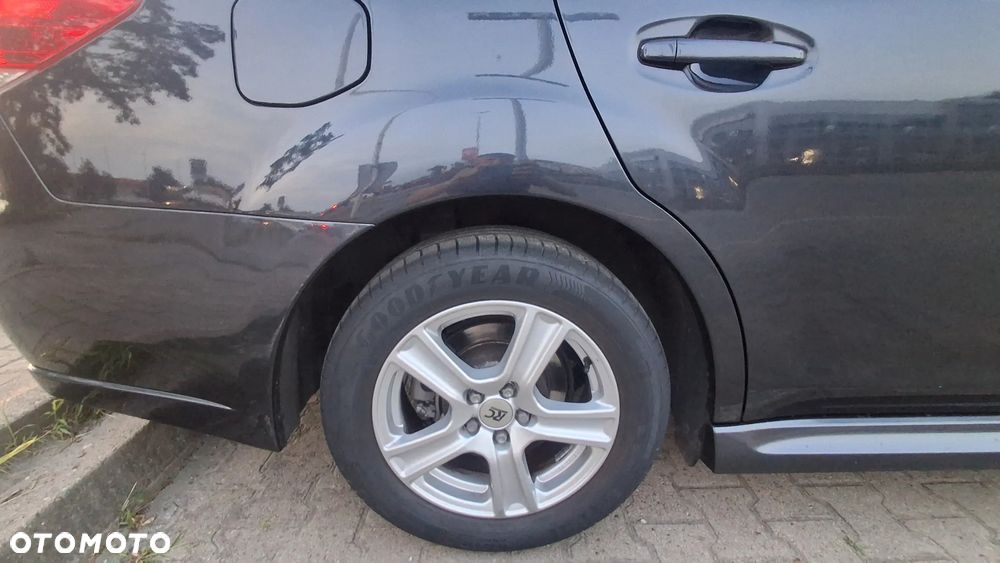 Subaru Legacy 2.0i Trend - 13