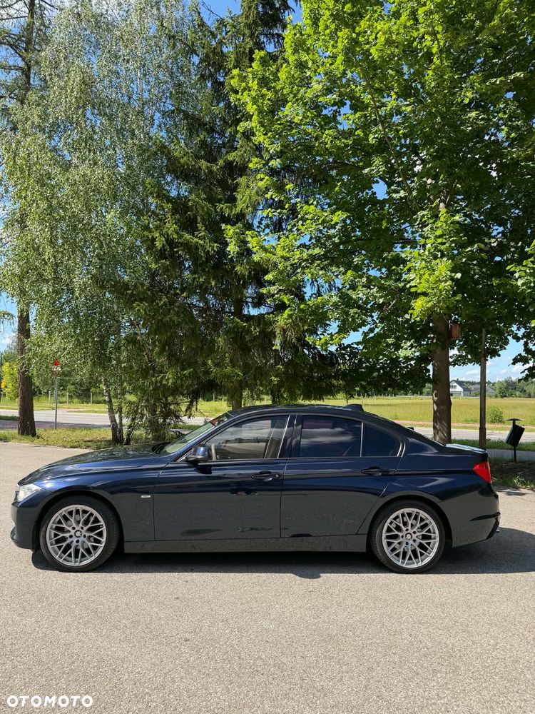 BMW Seria 3 320d Efficient Dynamics - 4