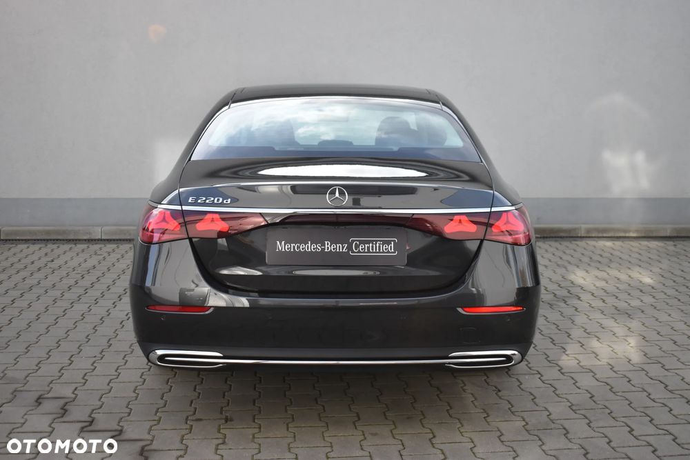 Mercedes-Benz Klasa E - 7