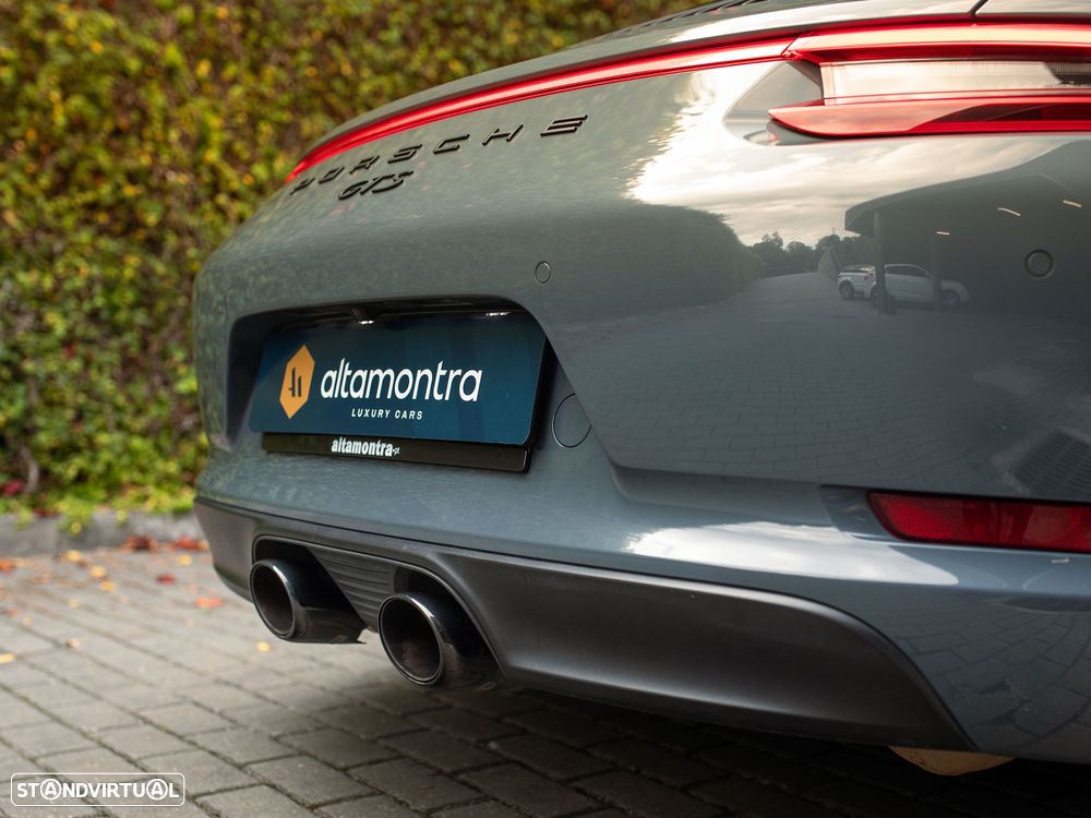 Porsche 911 (991) Carrera 4 GTS PDK - 17