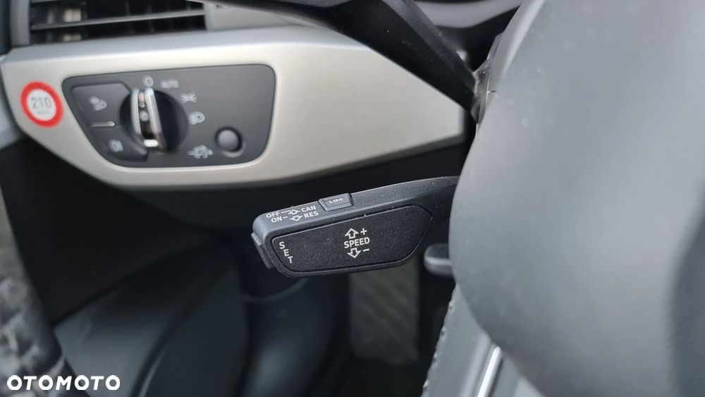 Audi A4 Avant 2.0 TFSI ultra - 33