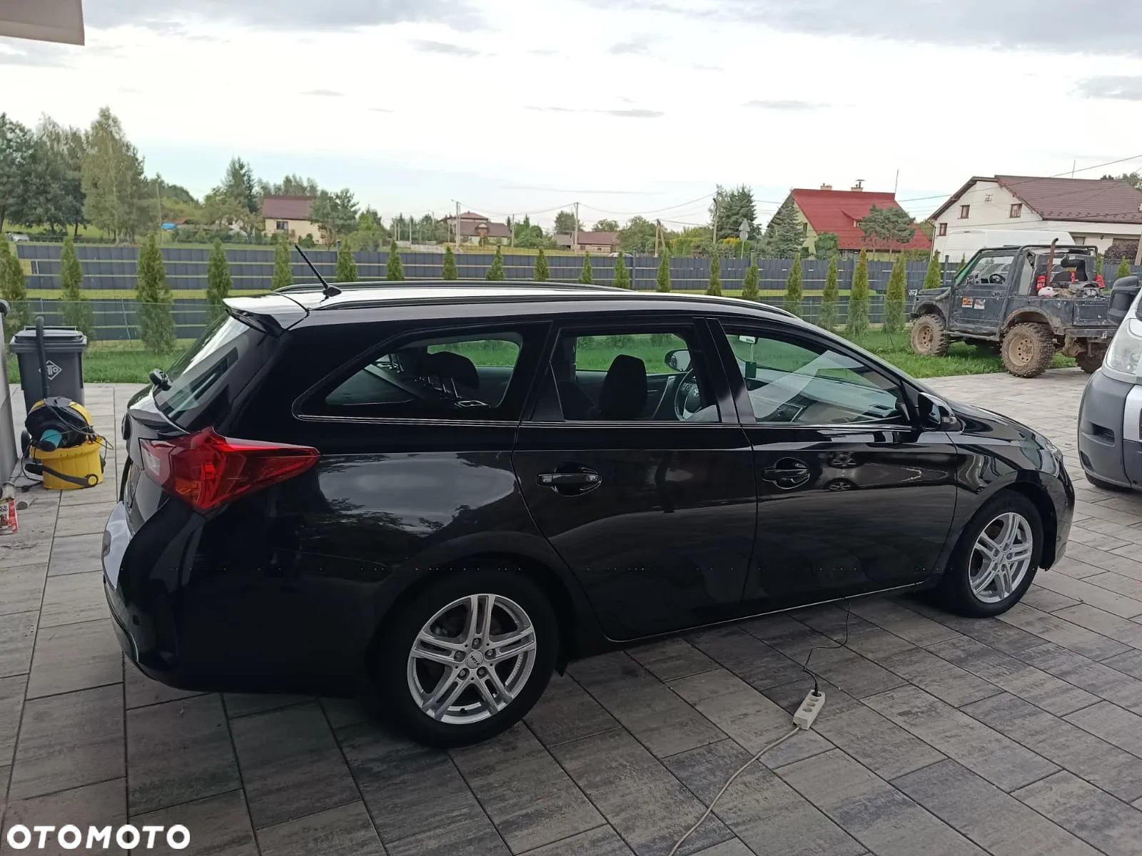 Toyota Auris - 5