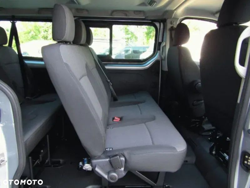 Renault Trafic Kombi Grand EQUILIBRE - 9