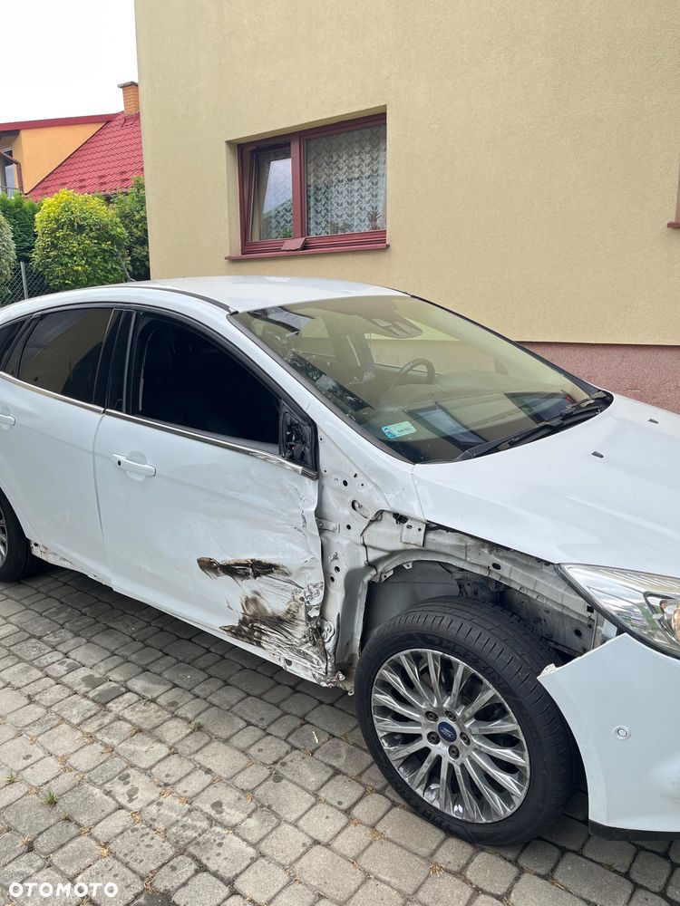 Ford Focus 1.6 EcoBoost Titanium - 9