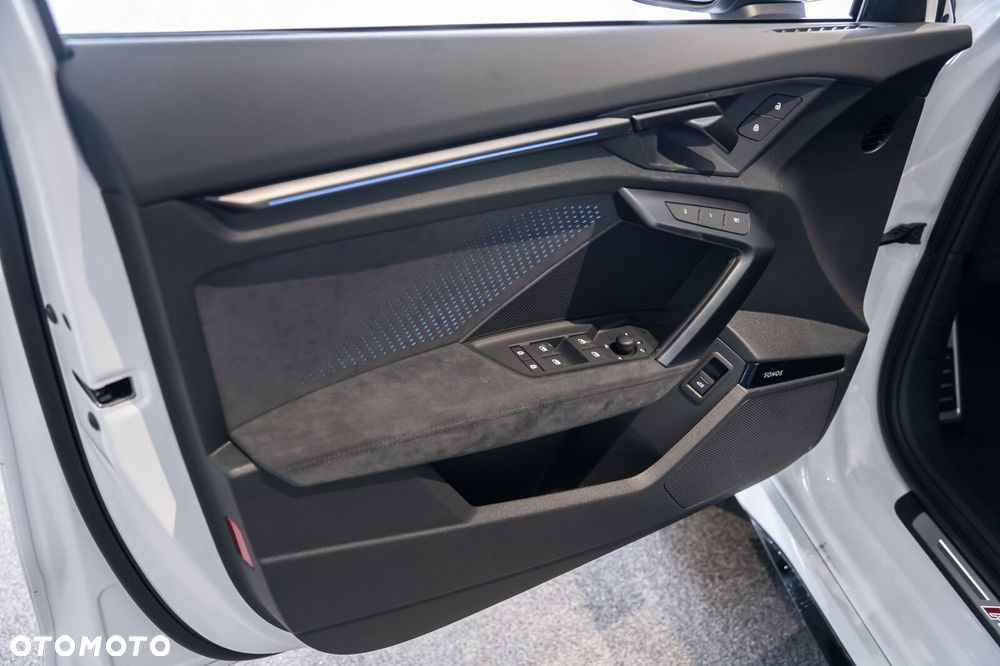 Audi RS3 Sportback - 14