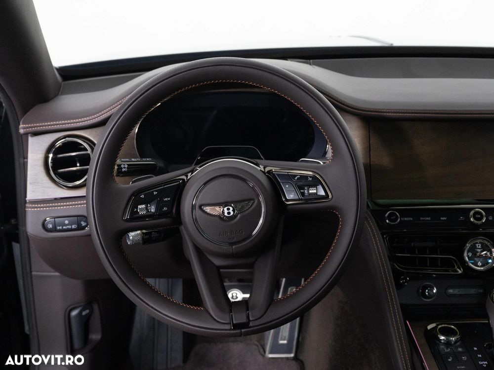 Bentley Flying Spur V8 PHEV - 11
