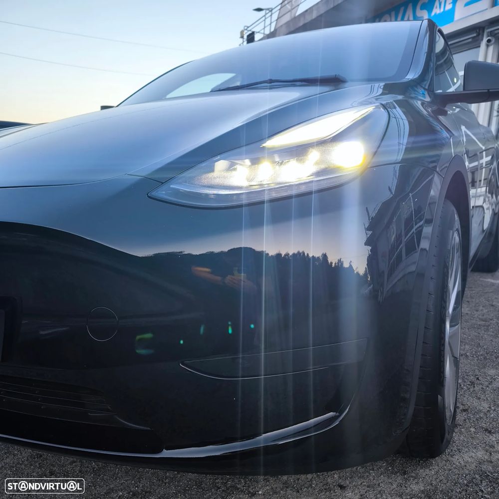 Tesla Model Y RWD - 4
