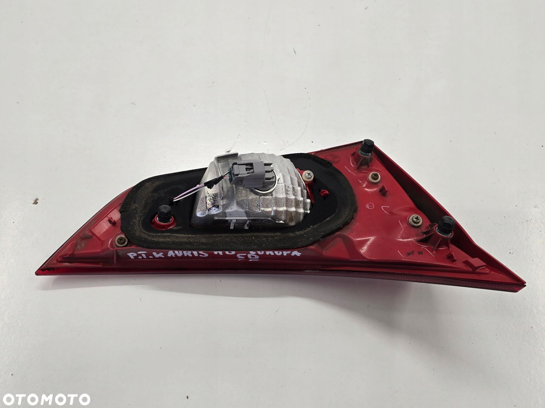 TOYOTA AURIS II E18 HB 13R LAMPA PRAWY TYŁ W KLAPĘ - 5